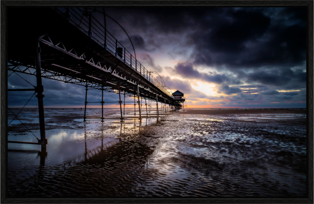 Main image Pier into the Storm